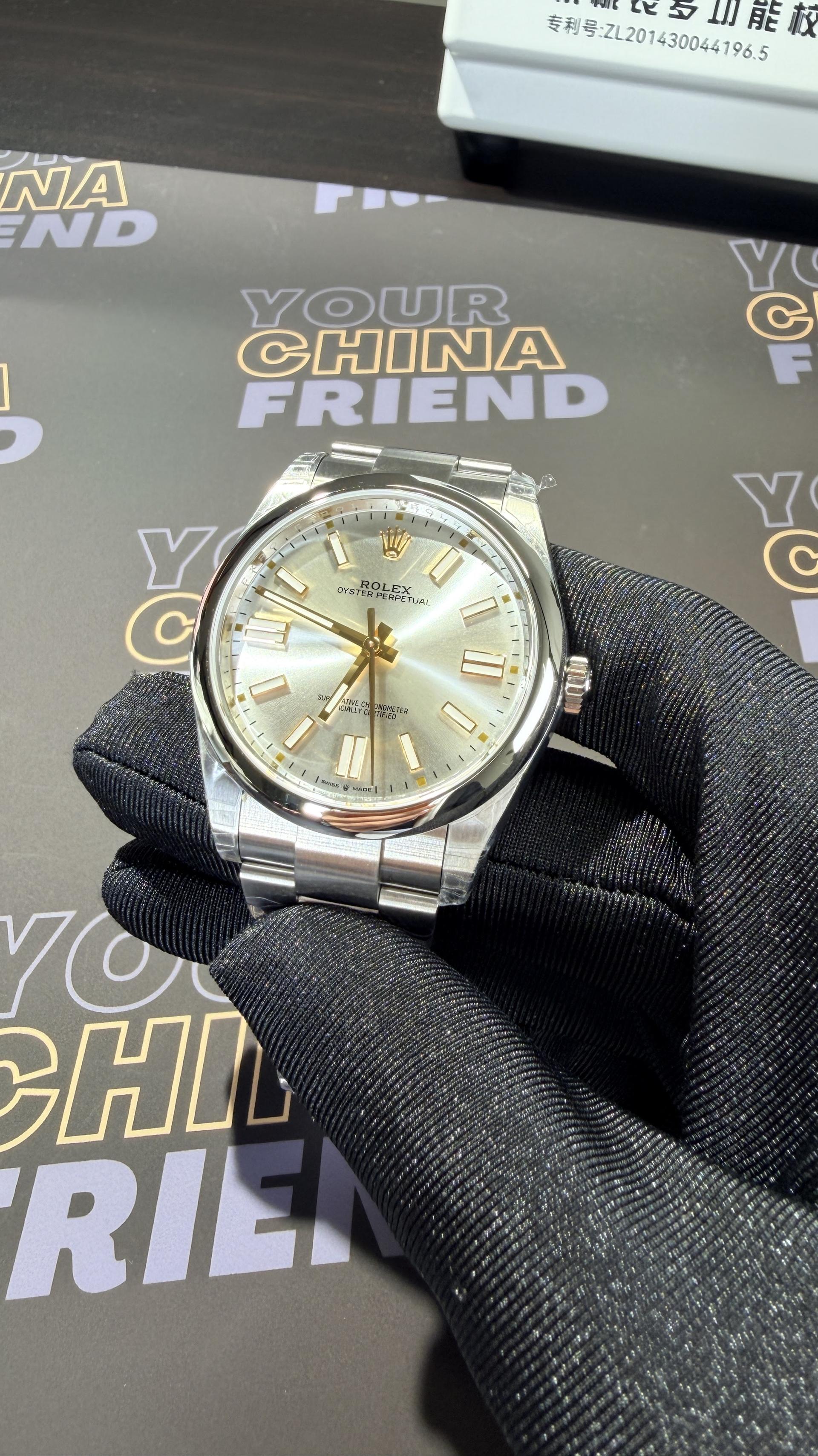 Oyster-Perpetual 41mm Silver Index Dial